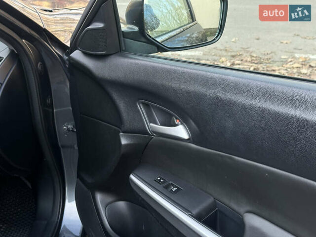 Сірий Хонда Кросстур, об'ємом двигуна 2.4 л та пробігом 235 тис. км за 11000 $, фото 20 на Automoto.ua