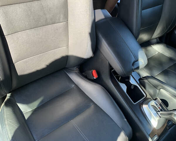 Хонда Кросстур 2014 в Каменское - Днепродзержинск на Automoto.ua Серый Хонда Кросстур, объемом двигателя 3.5 л и пробегом 203 тыс. км за 15000 $, фото 24 на Automoto.ua