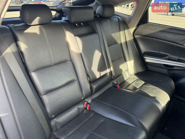 Серый Хонда Кросстур, объемом двигателя 2.35 л и пробегом 129 тыс. км за 11500 $, фото 20 на Automoto.ua