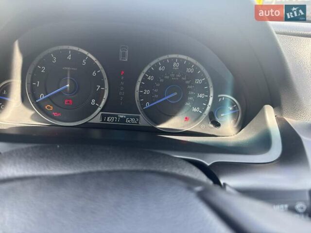Серый Хонда Кросстур, объемом двигателя 2.4 л и пробегом 117 тыс. км за 14000 $, фото 10 на Automoto.ua