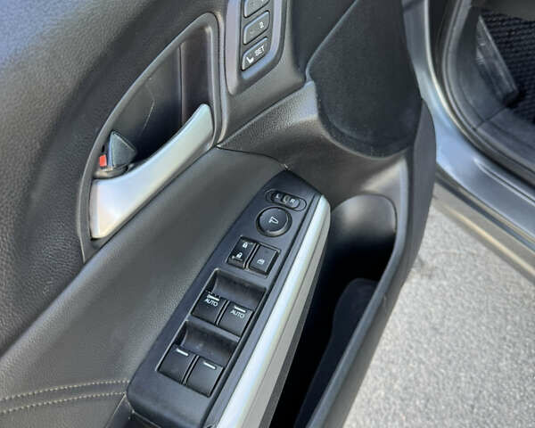 Серый Хонда Кросстур, объемом двигателя 2.35 л и пробегом 129 тыс. км за 11500 $, фото 23 на Automoto.ua