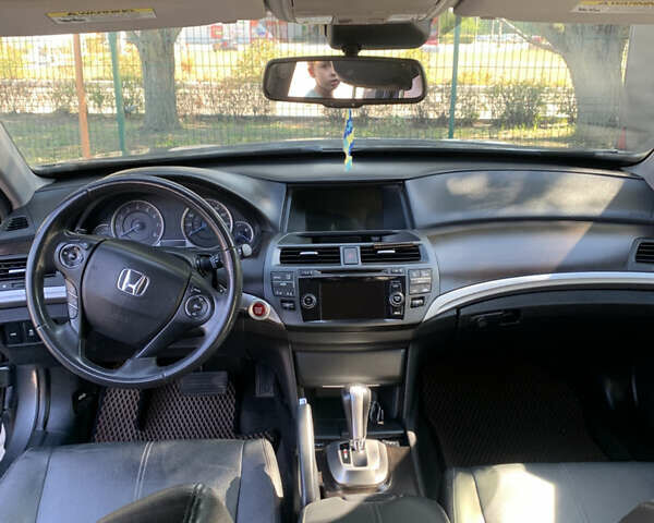 Хонда Кросстур 2014 в Каменское - Днепродзержинск на Automoto.ua Серый Хонда Кросстур, объемом двигателя 3.5 л и пробегом 203 тыс. км за 15000 $, фото 12 на Automoto.ua