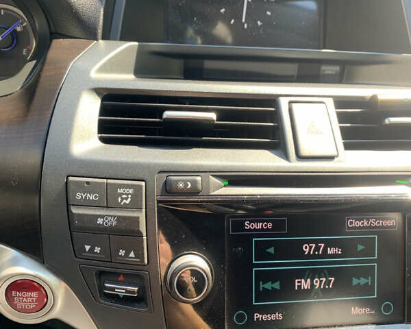 Хонда Кросстур 2014 в Каменское - Днепродзержинск на Automoto.ua Серый Хонда Кросстур, объемом двигателя 3.5 л и пробегом 203 тыс. км за 15000 $, фото 28 на Automoto.ua