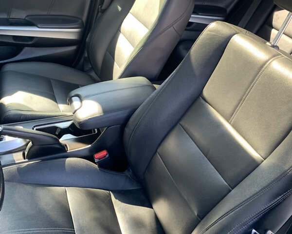 Хонда Кросстур 2014 в Каменское - Днепродзержинск на Automoto.ua Серый Хонда Кросстур, объемом двигателя 3.5 л и пробегом 203 тыс. км за 15000 $, фото 16 на Automoto.ua