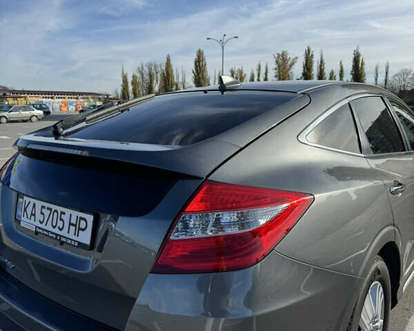 Серый Хонда Кросстур, объемом двигателя 2.35 л и пробегом 129 тыс. км за 11500 $, фото 9 на Automoto.ua