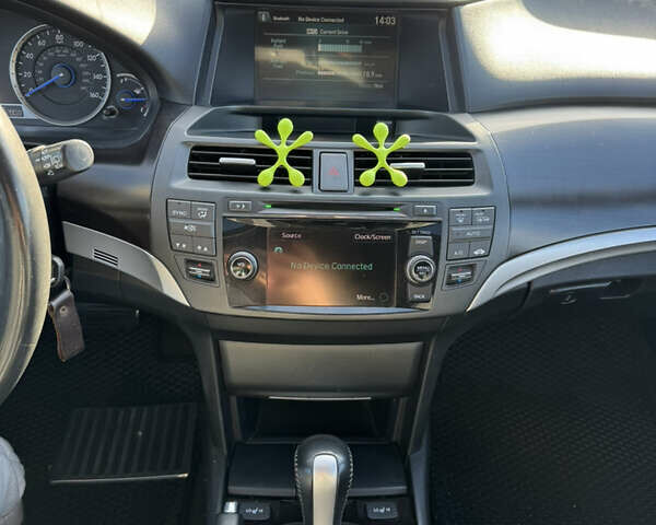 Серый Хонда Кросстур, объемом двигателя 2.35 л и пробегом 129 тыс. км за 11500 $, фото 25 на Automoto.ua