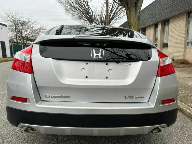 Сірий Хонда Кросстур, об'ємом двигуна 3.5 л та пробігом 71 тис. км за 8100 $, фото 4 на Automoto.ua