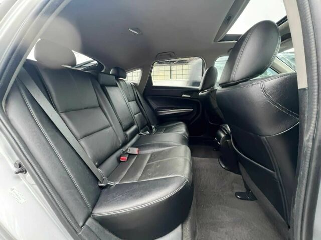 Сірий Хонда Кросстур, об'ємом двигуна 3.5 л та пробігом 71 тис. км за 8100 $, фото 11 на Automoto.ua