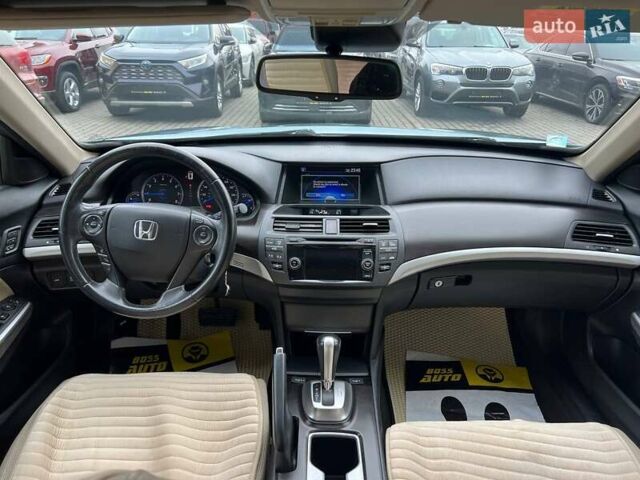 Синій Хонда Кросстур, об'ємом двигуна 2.4 л та пробігом 168 тис. км за 14400 $, фото 11 на Automoto.ua