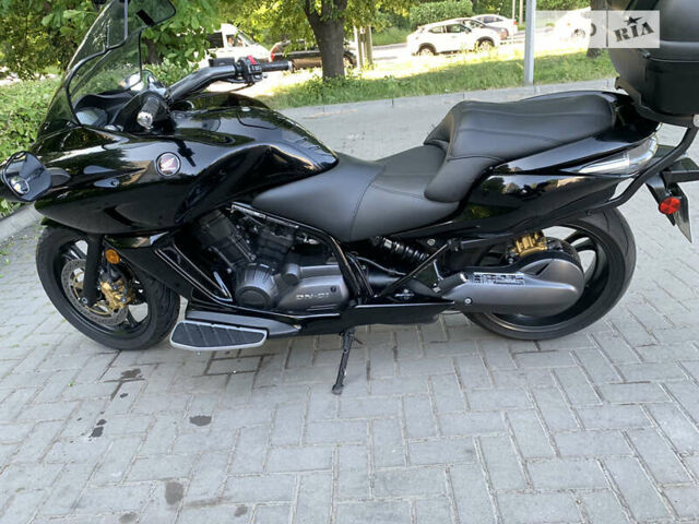 Черный Хонда DN-01, объемом двигателя 0.7 л и пробегом 24 тыс. км за 6800 $, фото 6 на Automoto.ua