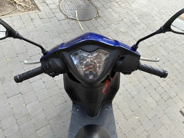 Хонда Dio 110, объемом двигателя 0.11 л и пробегом 0 тыс. км за 1350 $, фото 4 на Automoto.ua