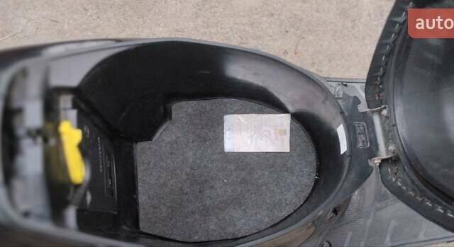 Черный Хонда Dio AF-34, объемом двигателя 0.49 л и пробегом 4 тыс. км за 500 $, фото 6 на Automoto.ua