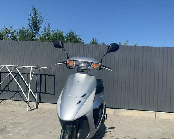 Серый Хонда Dio AF-34, объемом двигателя 0 л и пробегом 9 тыс. км за 400 $, фото 2 на Automoto.ua