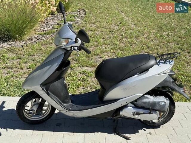 Серый Хонда Dio AF-62, объемом двигателя 0.05 л и пробегом 15 тыс. км за 400 $, фото 3 на Automoto.ua