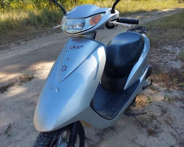 Серый Хонда Dio AF-62, объемом двигателя 0.5 л и пробегом 7 тыс. км за 460 $, фото 1 на Automoto.ua