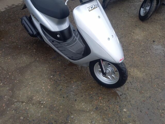 Хонда Дио, объемом двигателя 49 л и пробегом 0 тыс. км за 550 $, фото 4 на Automoto.ua