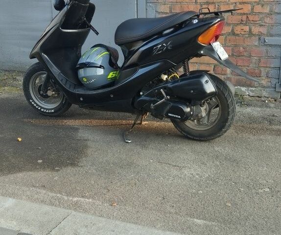 Хонда Діо, об'ємом двигуна 50 л та пробігом 0 тис. км за 392 $, фото 3 на Automoto.ua