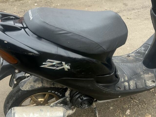 Хонда Дио, объемом двигателя 49 л и пробегом 0 тыс. км за 350 $, фото 8 на Automoto.ua