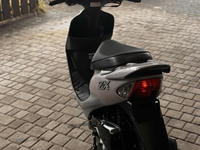 Хонда Дио, объемом двигателя 50 л и пробегом 0 тыс. км за 685 $, фото 3 на Automoto.ua