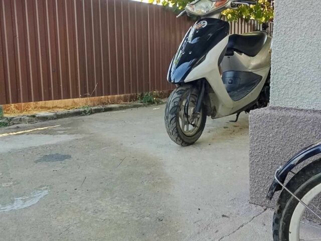 Хонда Дио, объемом двигателя 49 л и пробегом 0 тыс. км за 387 $, фото 1 на Automoto.ua