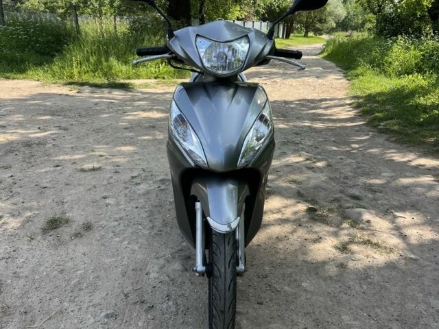 Хонда Дио, объемом двигателя 0.11 л и пробегом 0 тыс. км за 1350 $, фото 4 на Automoto.ua