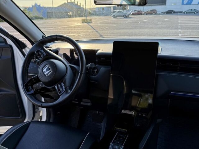 Белый Хонда Другая, объемом двигателя 0 л и пробегом 58 тыс. км за 19500 $, фото 6 на Automoto.ua