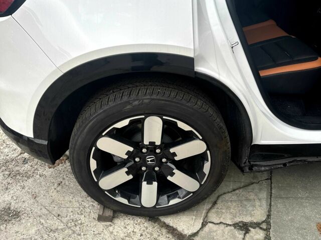 Белый Хонда Другая, объемом двигателя 0 л и пробегом 9 тыс. км за 21000 $, фото 9 на Automoto.ua