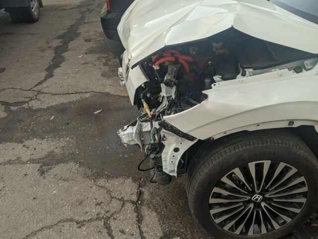 Белый Хонда Другая, объемом двигателя 0 л и пробегом 1 тыс. км за 14000 $, фото 4 на Automoto.ua