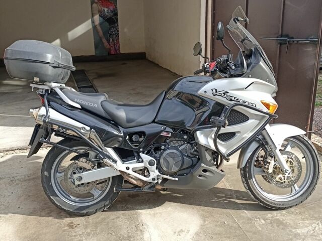 Хонда Другая 2003 в Мироновке на Automoto.ua Хонда Другая, объемом двигателя 1 л и пробегом 0 тыс. км за 5800 $, фото 15 на Automoto.ua