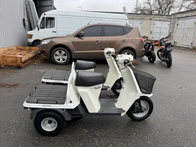 Хонда Другая, объемом двигателя 0 л и пробегом 0 тыс. км за 990 $, фото 3 на Automoto.ua