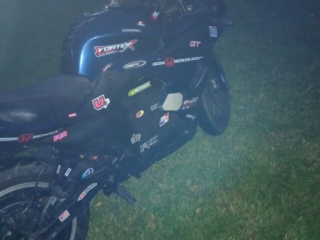 Хонда Інша, об'ємом двигуна 5 л та пробігом 0 тис. км за 2300 $, фото 3 на Automoto.ua