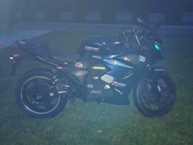 Хонда Інша, об'ємом двигуна 5 л та пробігом 0 тис. км за 2300 $, фото 6 на Automoto.ua