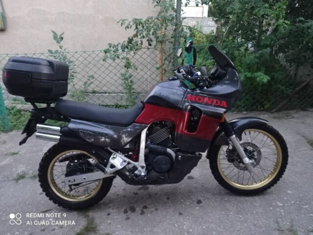 Сірий Хонда Інша, об'ємом двигуна 0.6 л та пробігом 0 тис. км за 2000 $, фото 9 на Automoto.ua