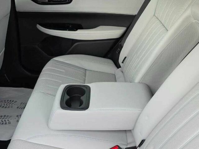 Сірий Хонда Інша, об'ємом двигуна 0 л та пробігом 1 тис. км за 24000 $, фото 8 на Automoto.ua