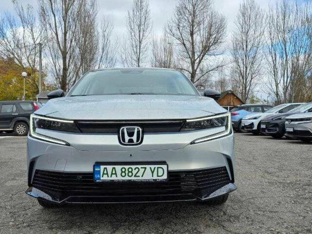 Сірий Хонда Інша, об'ємом двигуна 0 л та пробігом 1 тис. км за 24000 $, фото 6 на Automoto.ua