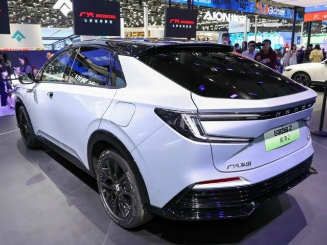 Сірий Хонда Інша, об'ємом двигуна 0 л та пробігом 1000 тис. км за 20500 $, фото 3 на Automoto.ua