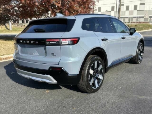 Серый Хонда Другая, объемом двигателя 0 л и пробегом 1 тыс. км за 14000 $, фото 5 на Automoto.ua