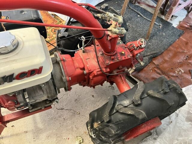 Красный Хонда ЕМ, объемом двигателя 0.27 л и пробегом 5 тыс. км за 1182 $, фото 1 на Automoto.ua