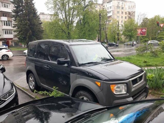 Хонда Элемент 2004 в Житомире на Automoto.ua Черный Хонда Элемент, объемом двигателя 2.35 л и пробегом 230 тыс. км за 7999 $, фото 1 на Automoto.ua