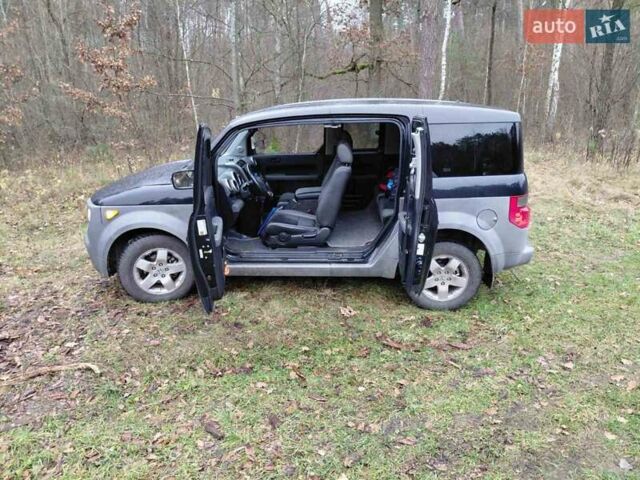 Черный Хонда Элемент, объемом двигателя 2.4 л и пробегом 230 тыс. км за 7600 $, фото 25 на Automoto.ua