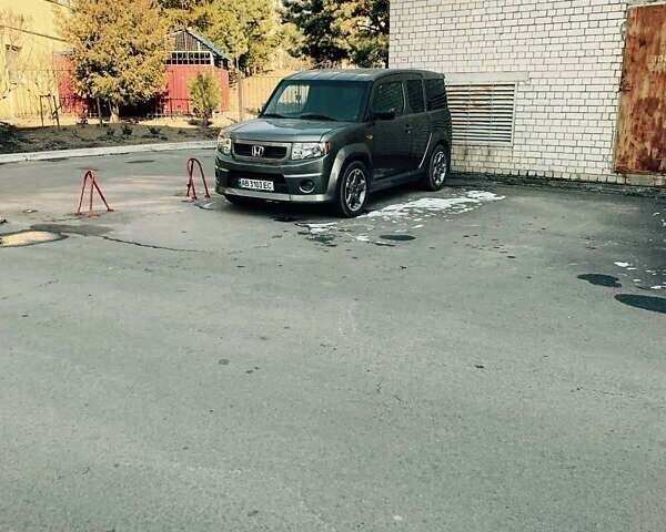 Сірий Хонда Елемент, об'ємом двигуна 2.35 л та пробігом 128 тис. км за 10900 $, фото 2 на Automoto.ua