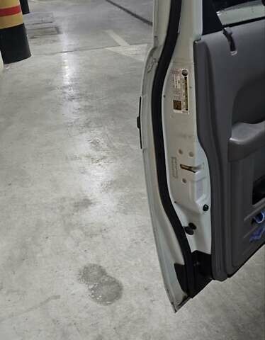 Сірий Хонда Елемент, об'ємом двигуна 2.4 л та пробігом 325 тис. км за 10500 $, фото 6 на Automoto.ua