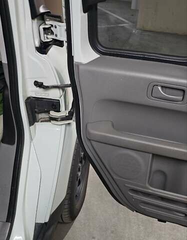 Сірий Хонда Елемент, об'ємом двигуна 2.4 л та пробігом 325 тис. км за 10500 $, фото 3 на Automoto.ua