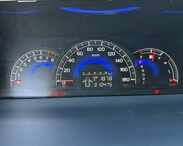 Белый Хонда Элизион, объемом двигателя 3 л и пробегом 210 тыс. км за 8000 $, фото 19 на Automoto.ua