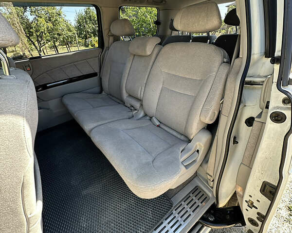 Белый Хонда Элизион, объемом двигателя 3 л и пробегом 210 тыс. км за 8000 $, фото 23 на Automoto.ua