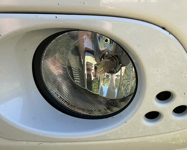 Белый Хонда Элизион, объемом двигателя 3 л и пробегом 210 тыс. км за 8000 $, фото 7 на Automoto.ua