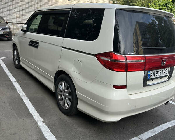 Білий Хонда Елізіон, об'ємом двигуна 2.5 л та пробігом 115 тис. км за 13000 $, фото 5 на Automoto.ua