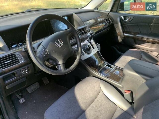 Черный Хонда Элизион, объемом двигателя 2.35 л и пробегом 165 тыс. км за 11999 $, фото 7 на Automoto.ua