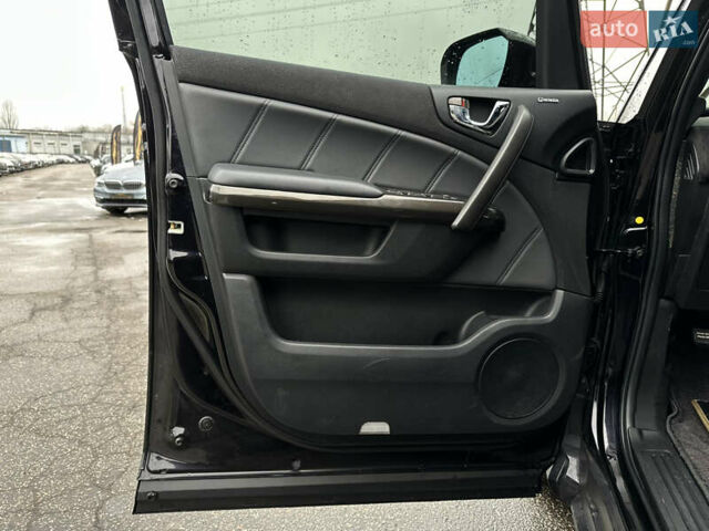 Черный Хонда Элизион, объемом двигателя 2.35 л и пробегом 84 тыс. км за 13400 $, фото 14 на Automoto.ua