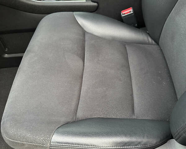 Чорний Хонда Елізіон, об'ємом двигуна 2.35 л та пробігом 84 тис. км за 14000 $, фото 25 на Automoto.ua